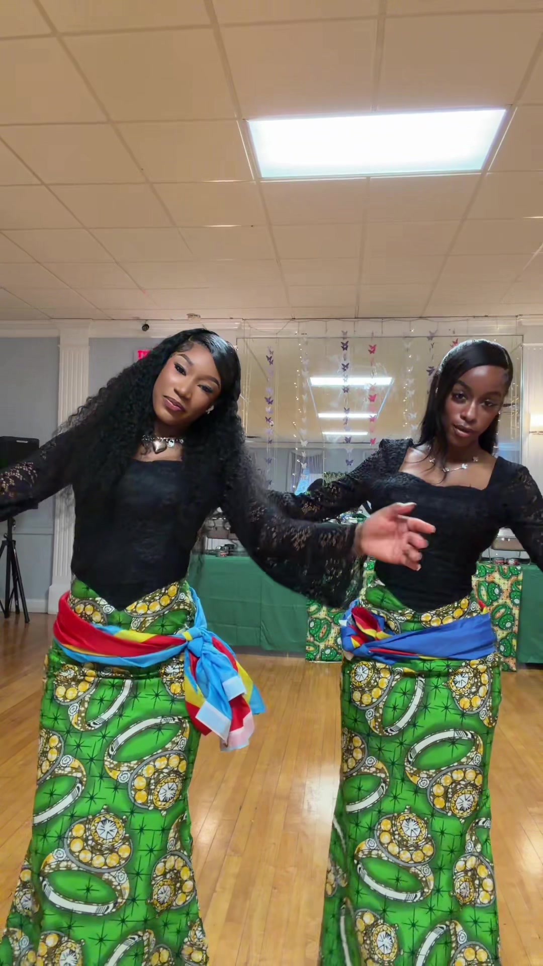 @Sakia🇯🇲🇨🇩.