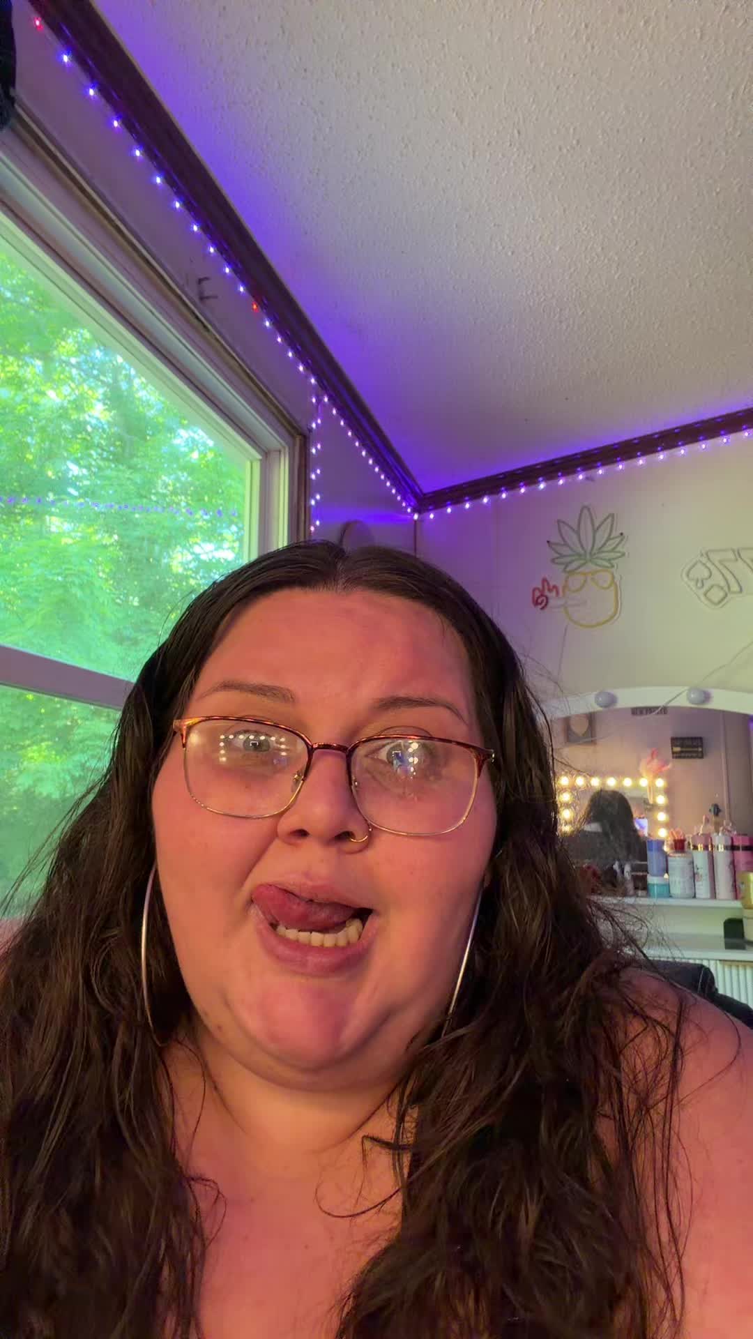 @LiLi 💋💃🏻