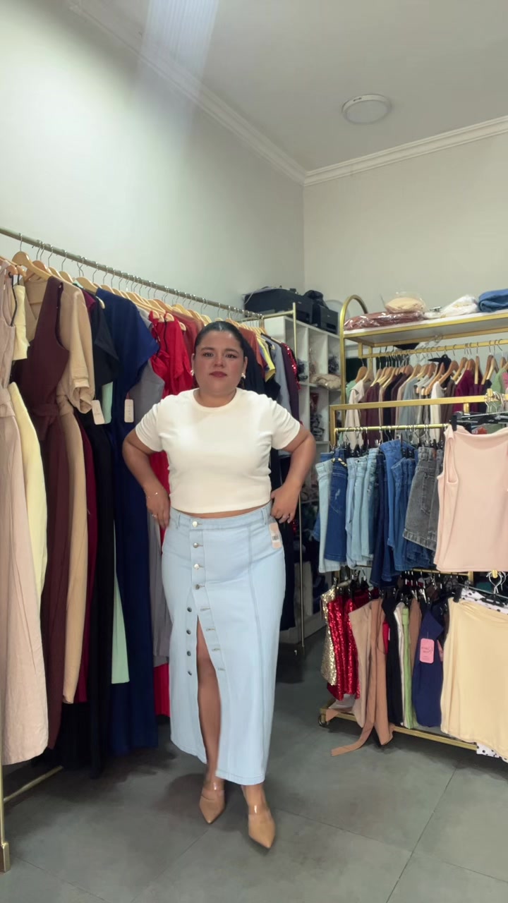 @carlitaplussizestore