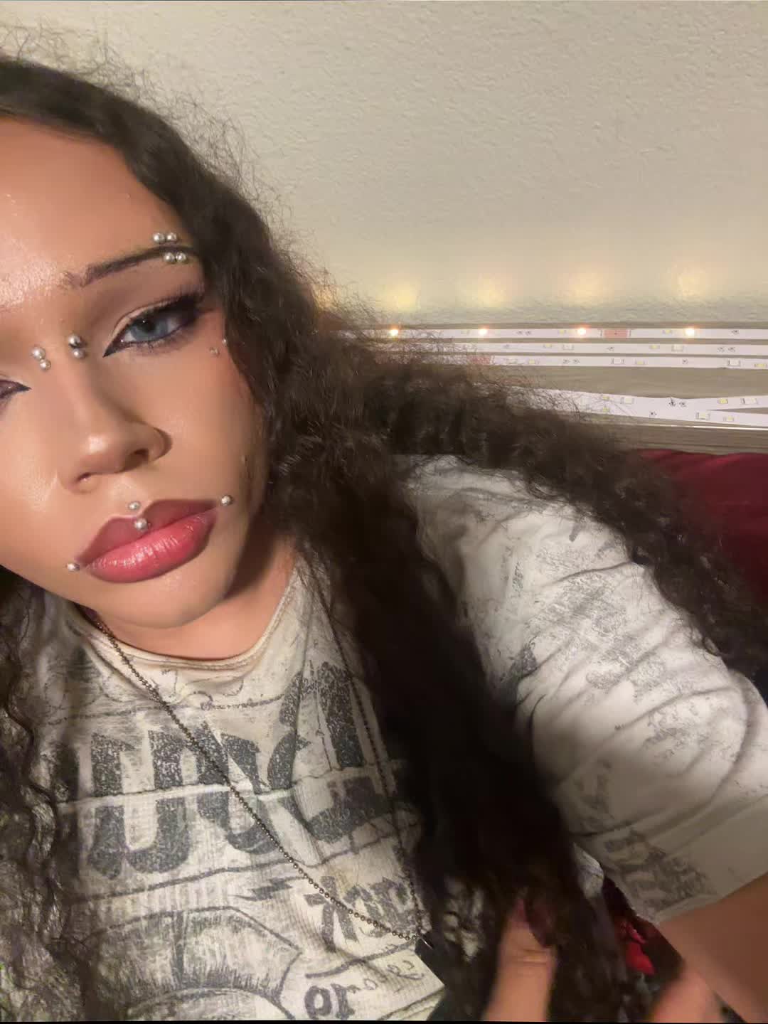 @b