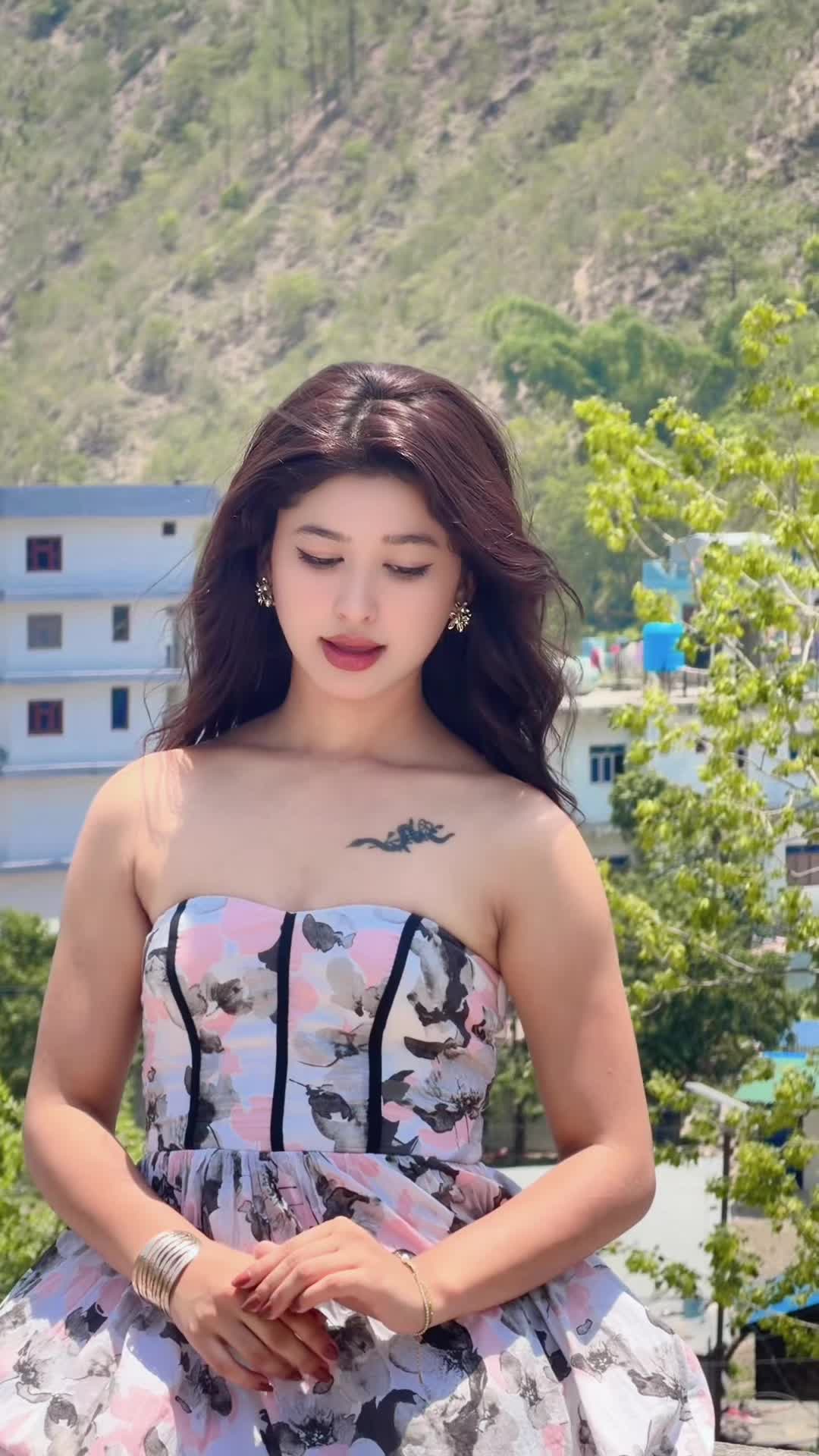 @Dipa shahi 🕊️