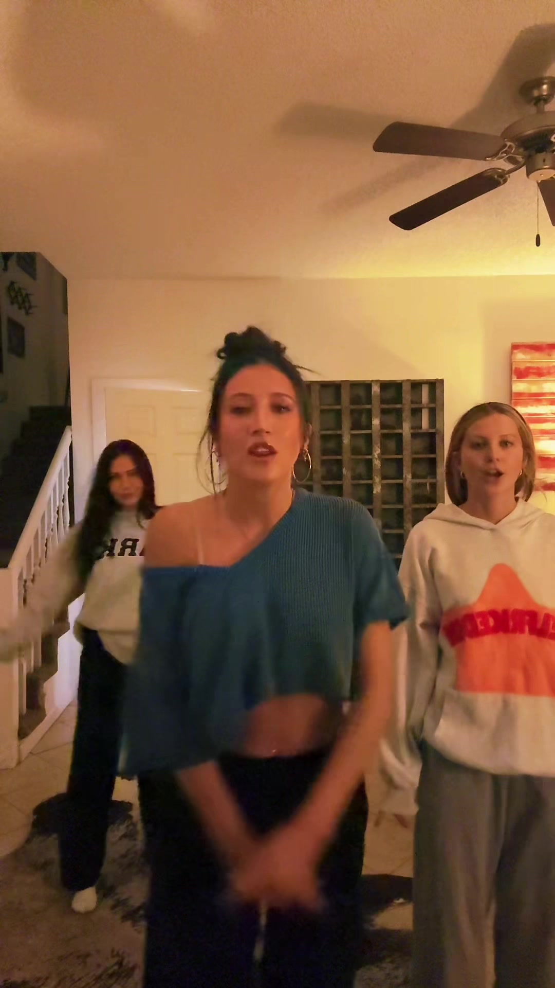 @ellacarrollll