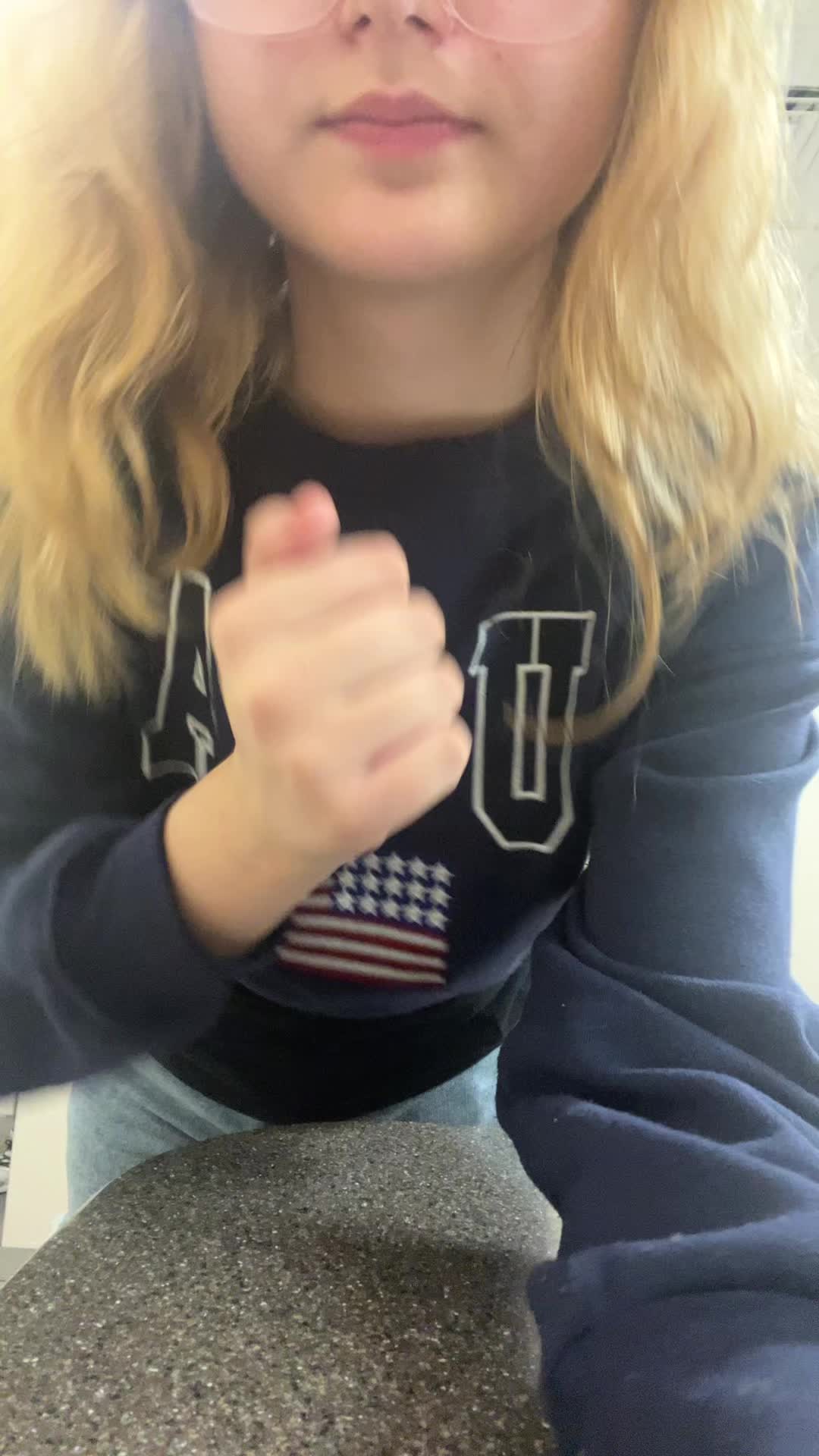 @noramakeup29