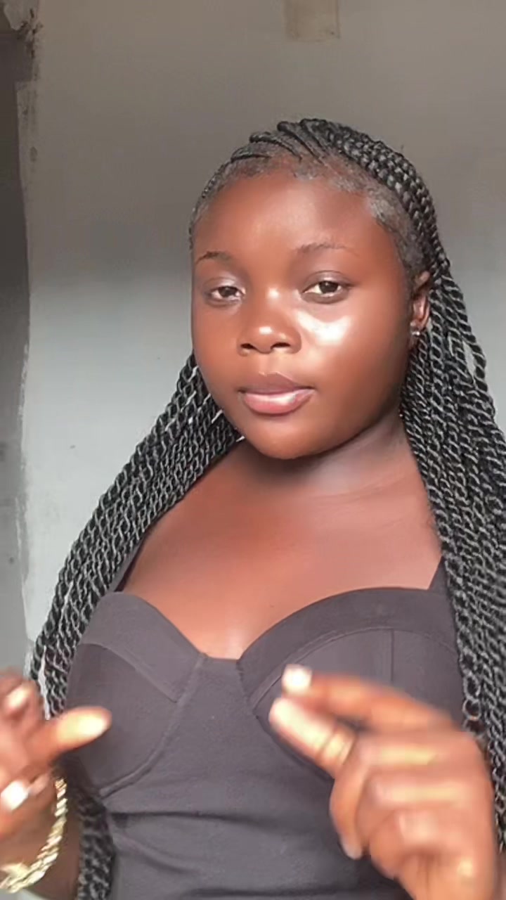 @Eliana Menga