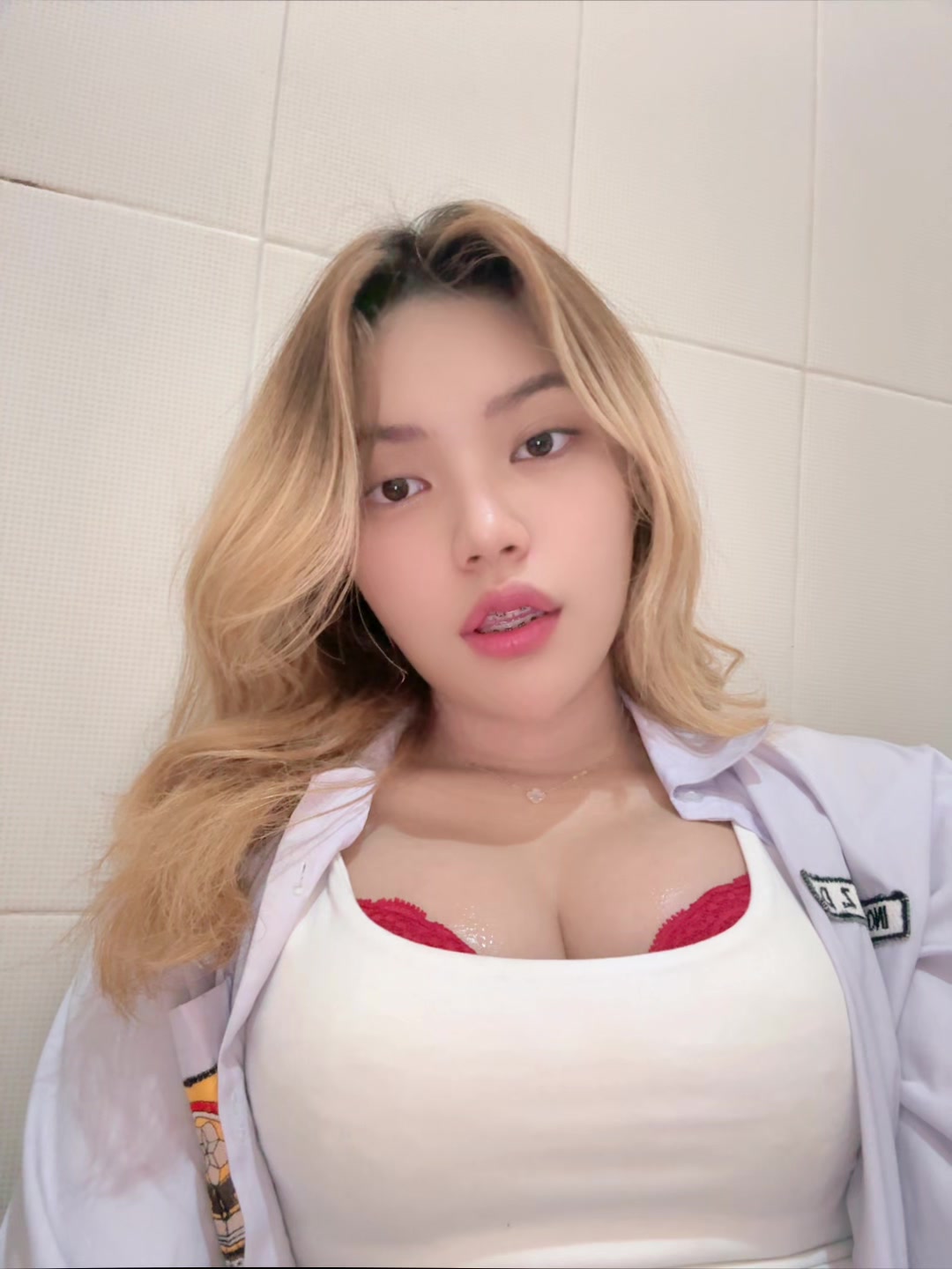 @user85437746199