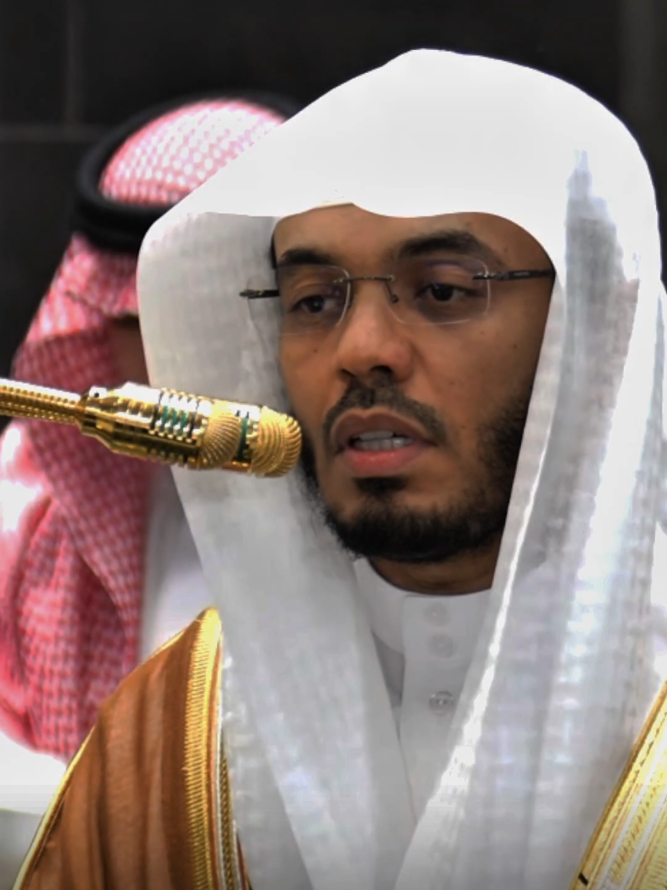 @محمد الحسين .