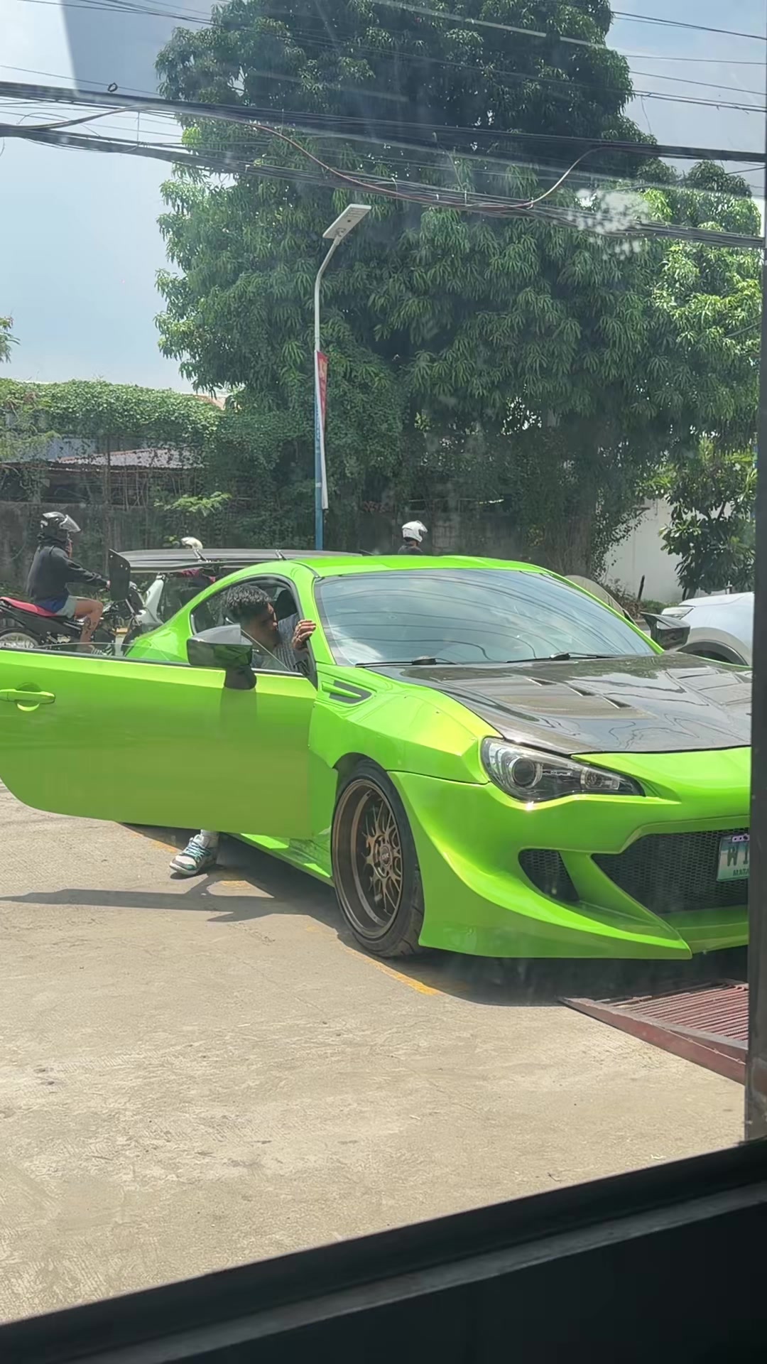 @KUYA MO BOSS