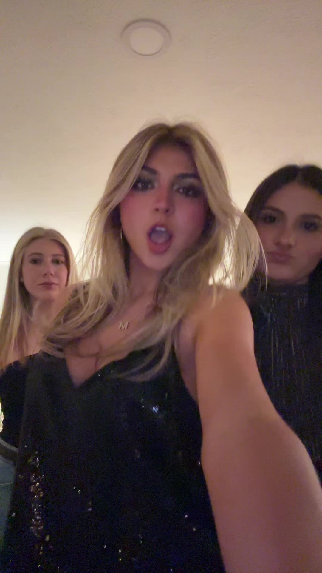 @maddieflourn