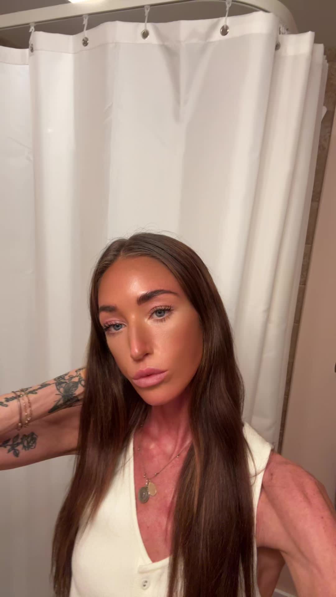 @isabella