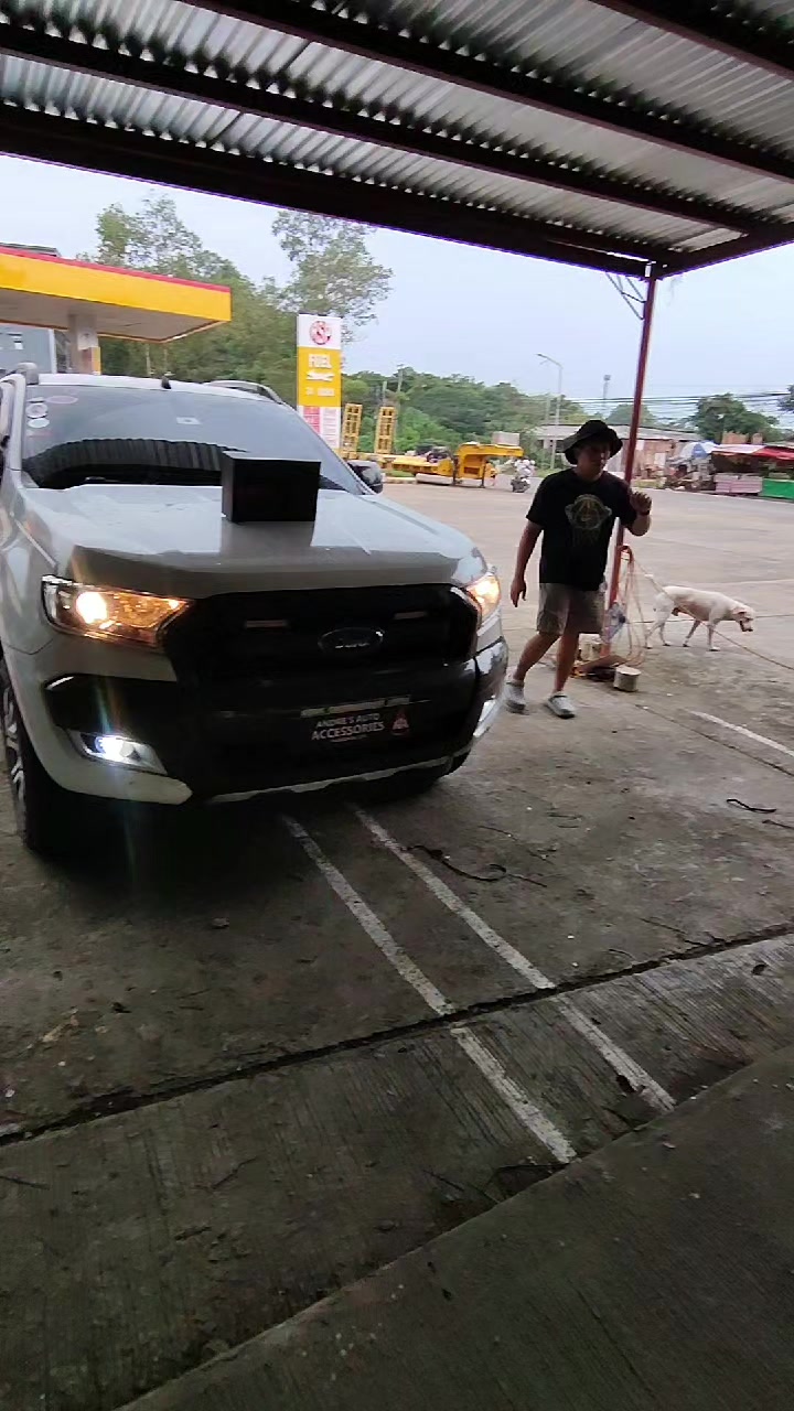 @Andre's Auto Accessories