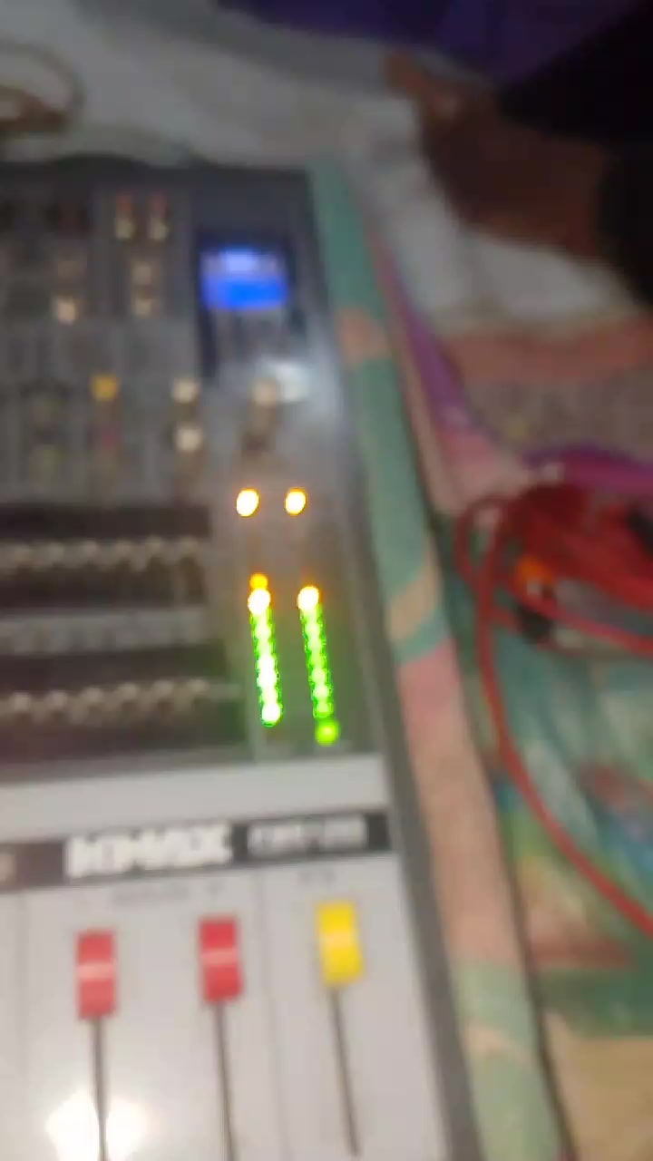 @🎤چیــــتن👀Dj❤️🩹جــــان✌️