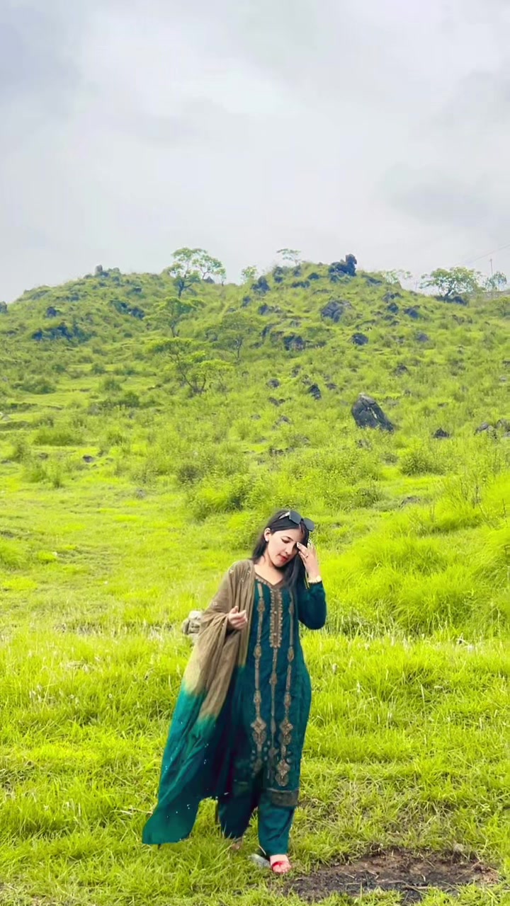 @अमृता खत्री