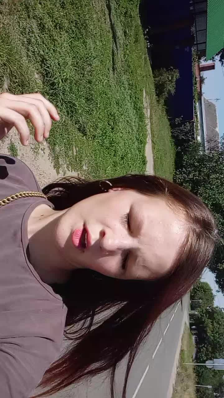@🎀)))