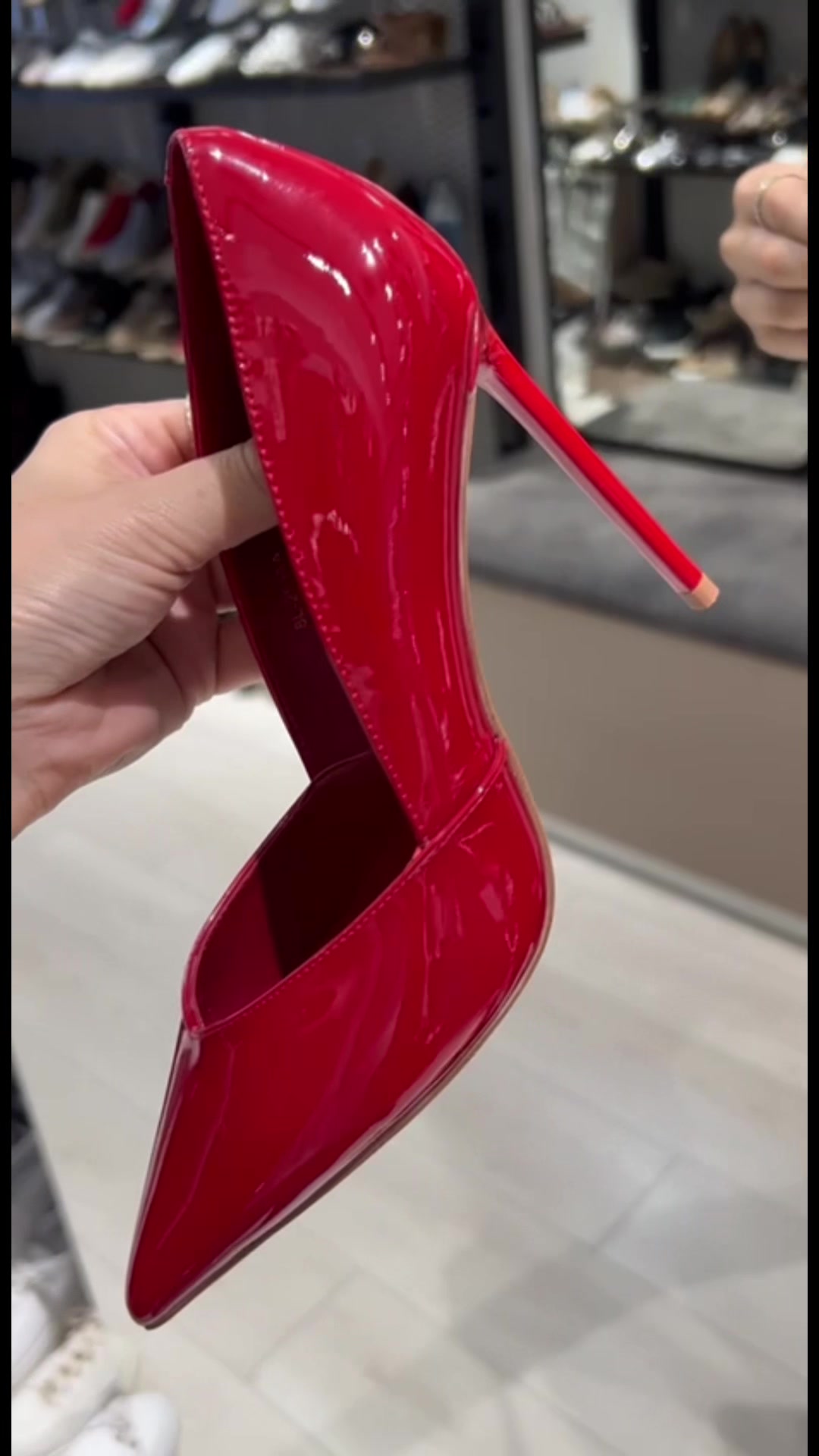 @OXVYshoes