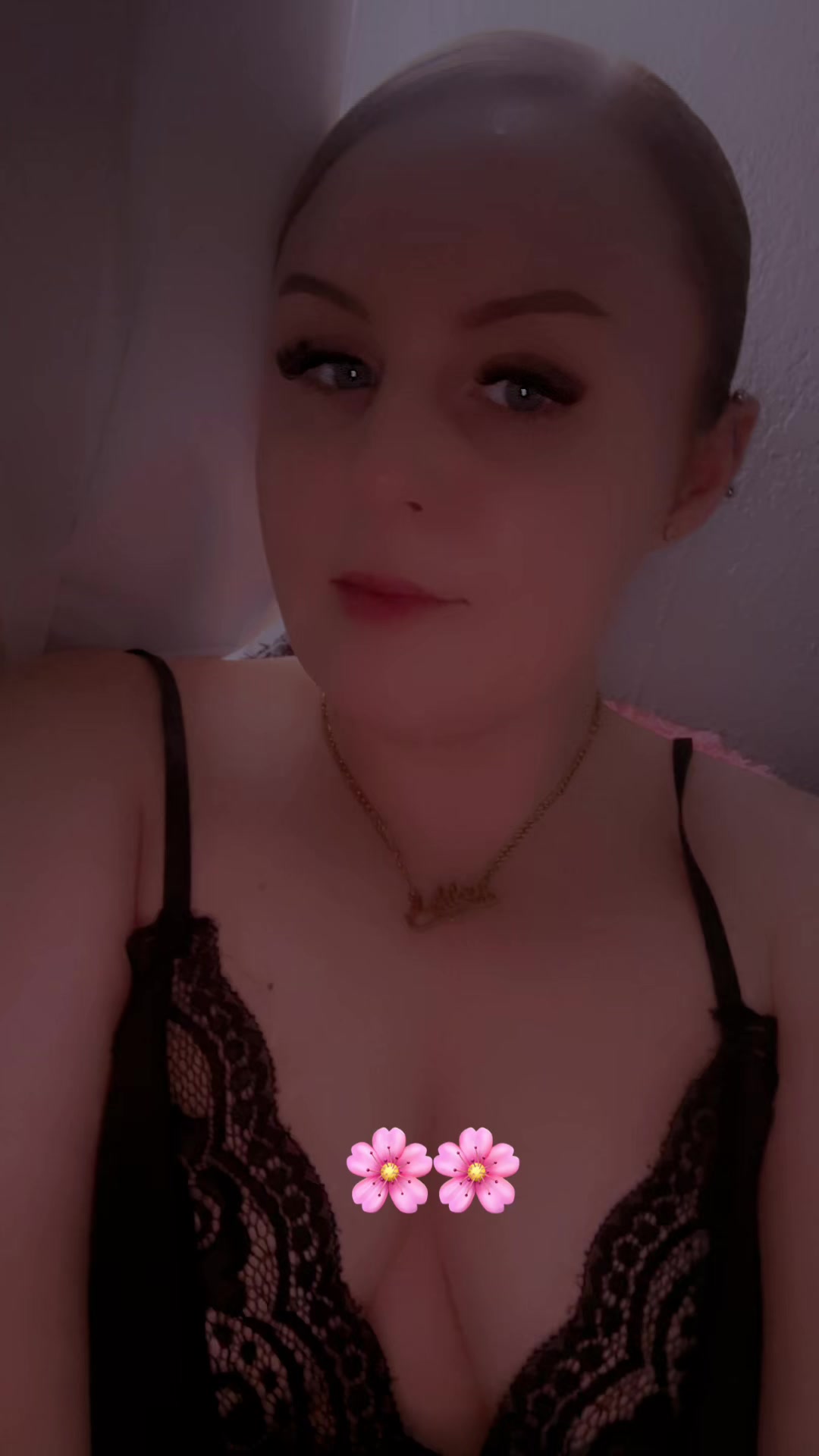@🌸G&uuml;era🌸