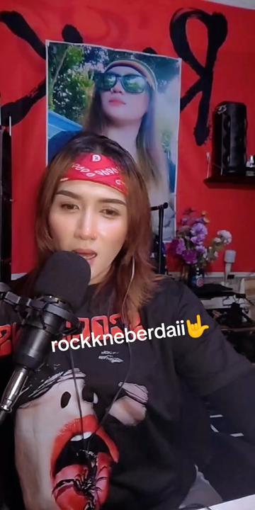 @__qASeHhh__