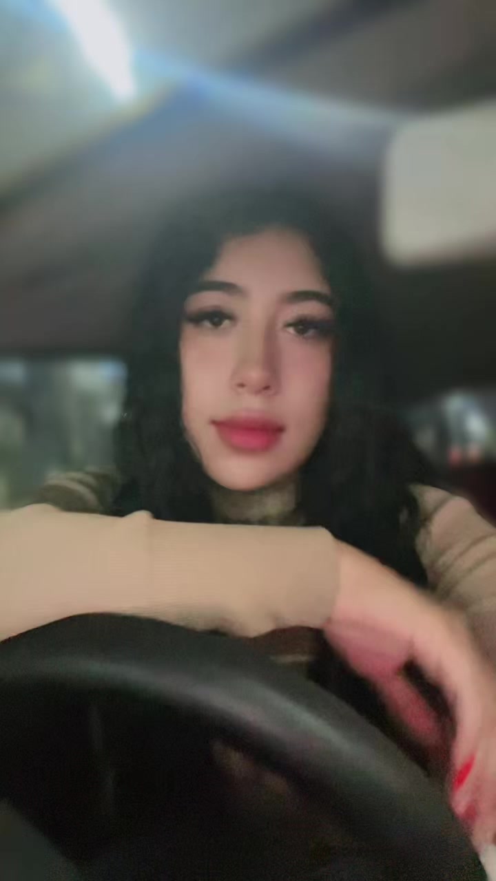@Lau Vera