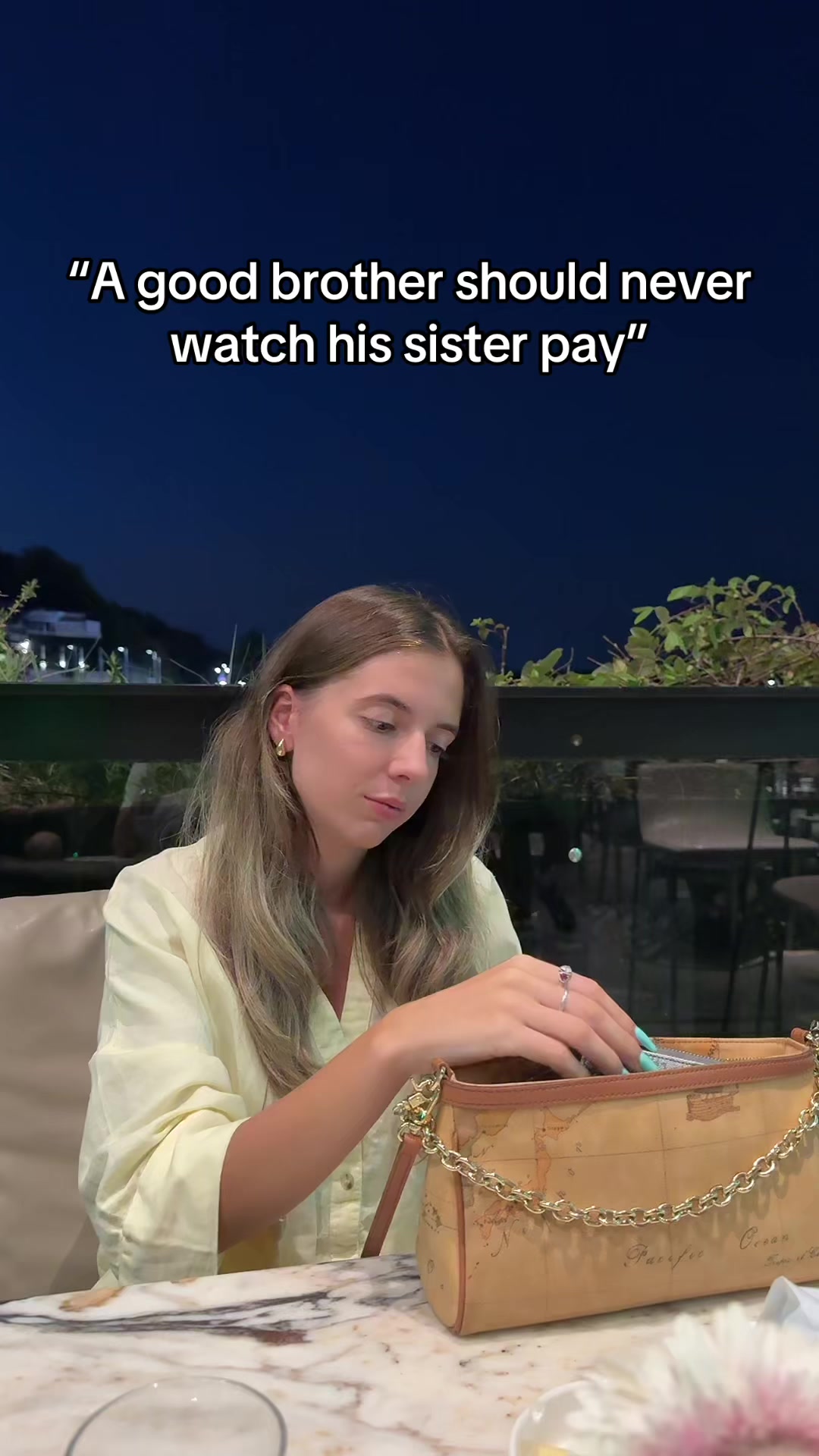 @𝑫
