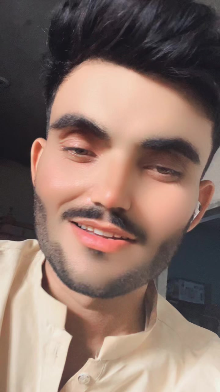 @Chahat❤️