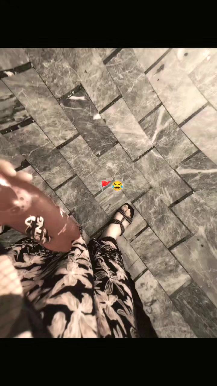 @𝑵𝒐𝒕_𝒀𝒐𝒖𝒓_𝑨𝒃𝒊𝒊🚩🖤