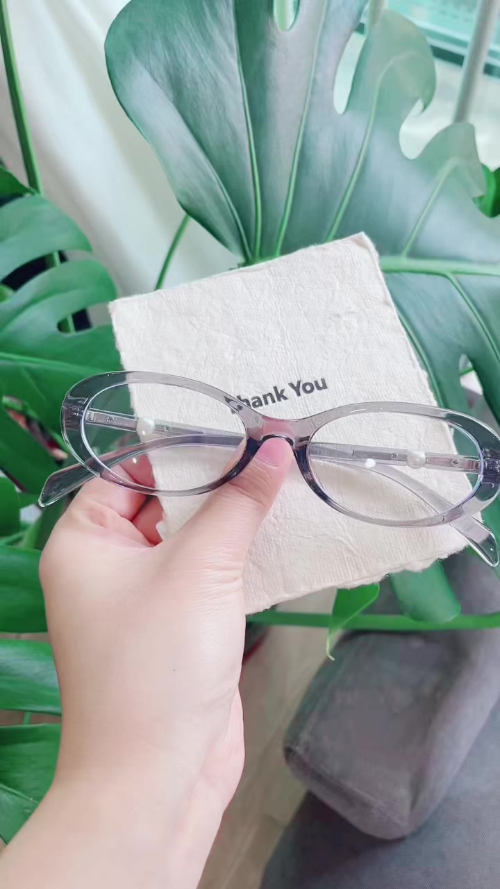 @Design Glasses