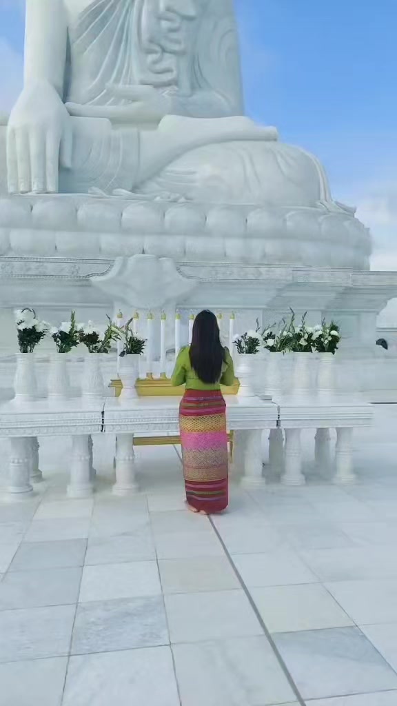 @Soe Moh Moh Khaing 6.6 M