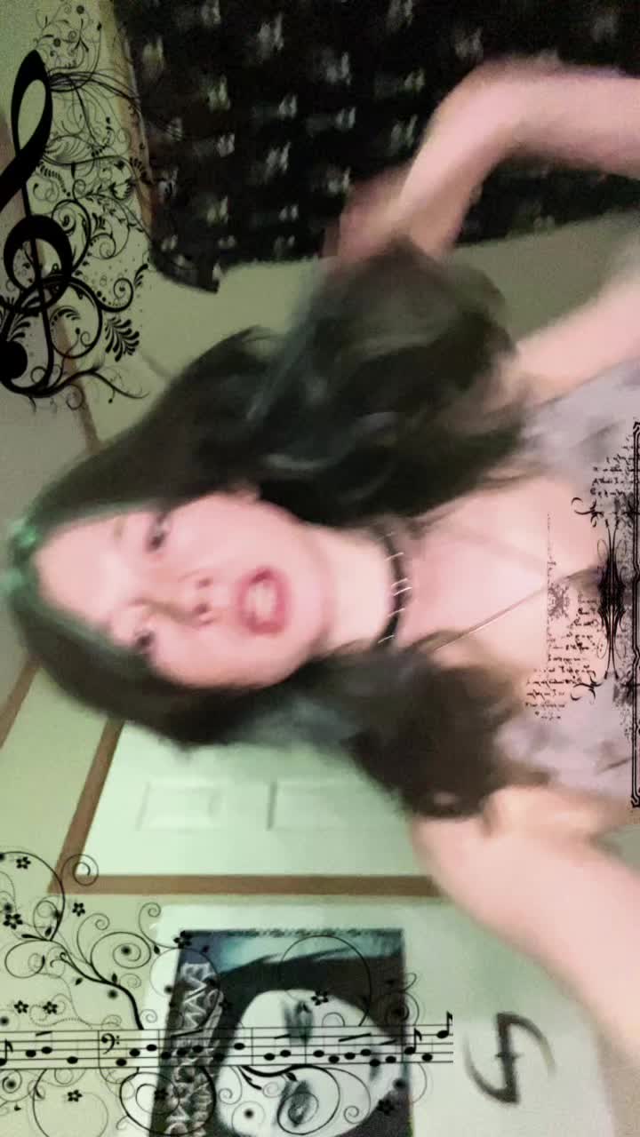 @Living_dead_girl.666