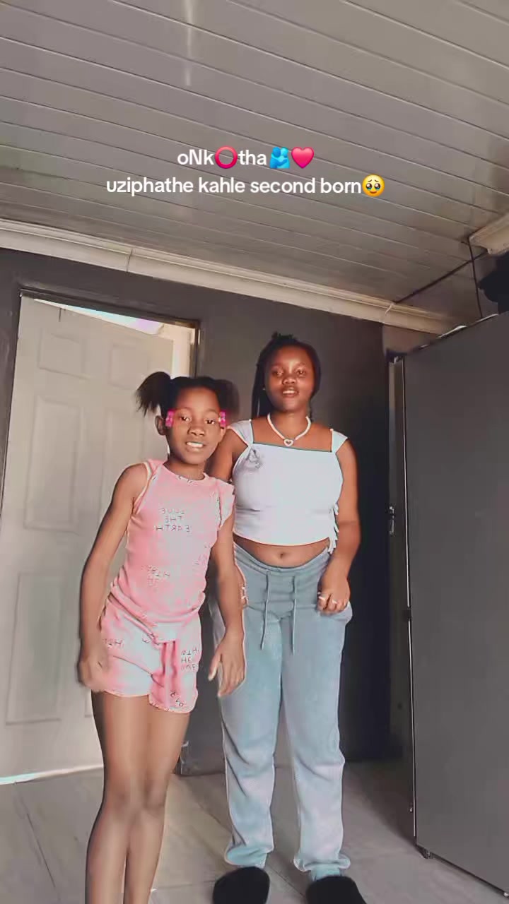 @Angiɛ🫵🇬🇭