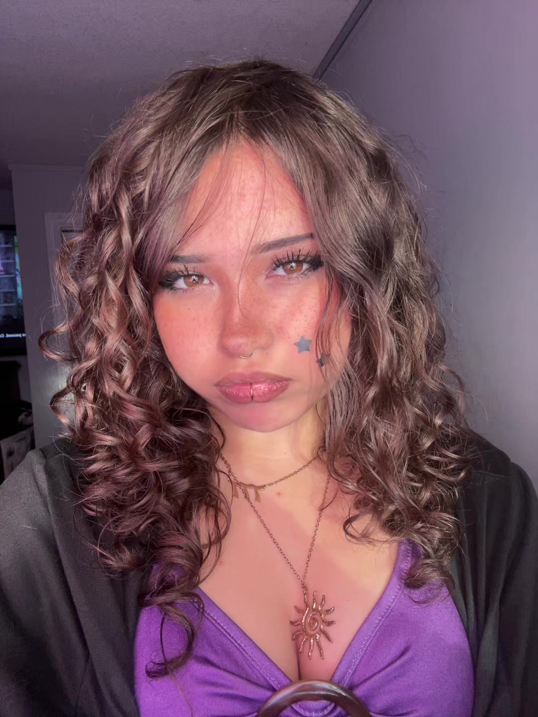 @⚜️