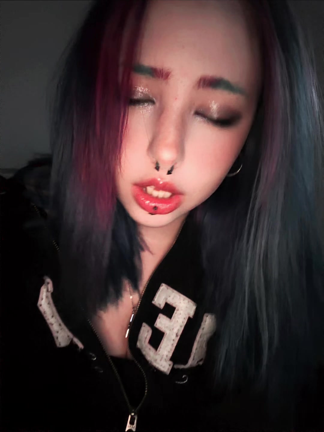 @v4mpx<3