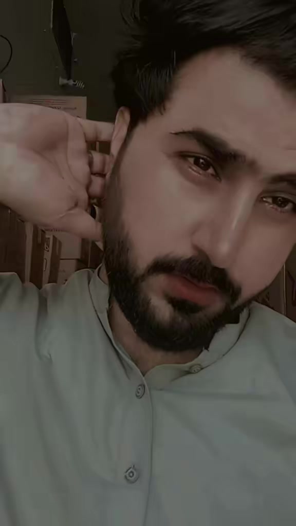 @Awiii10