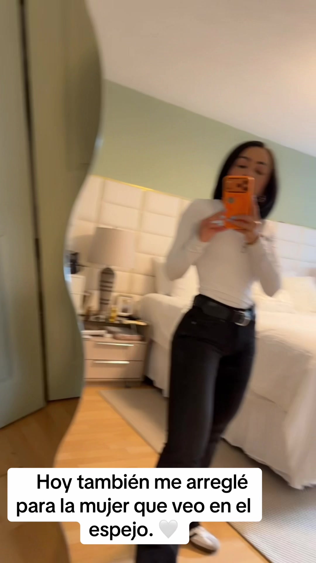@esterhernandez