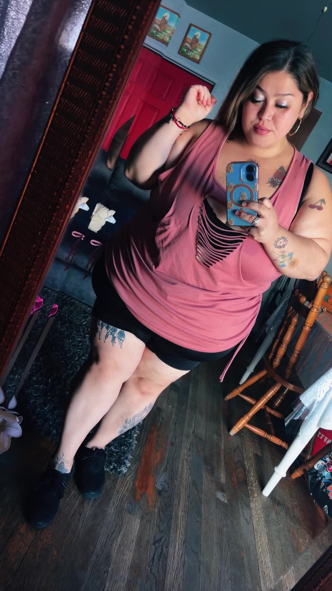 @👑✨♥️Queen_Sarai♥️✨👑