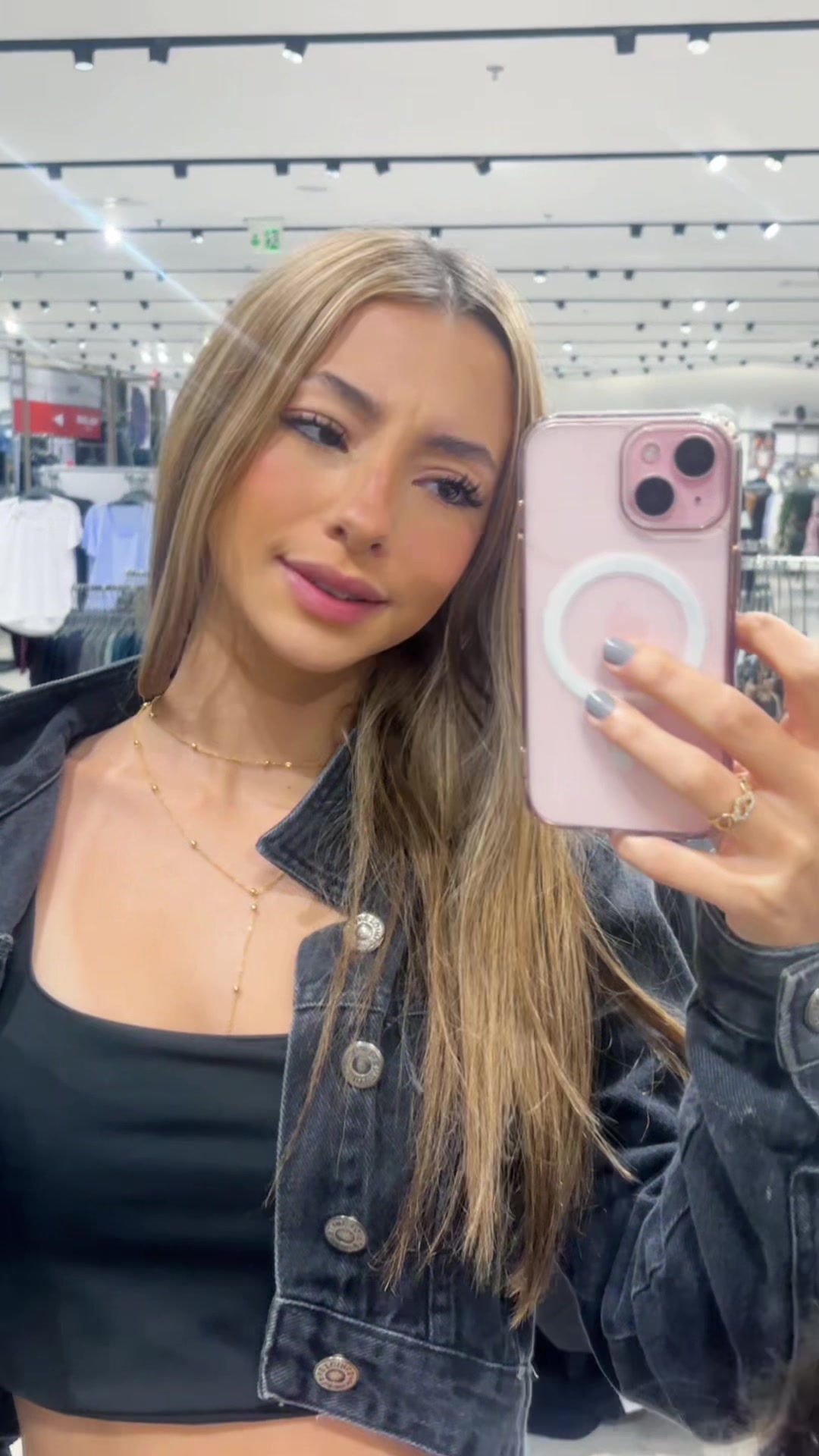 @mirella