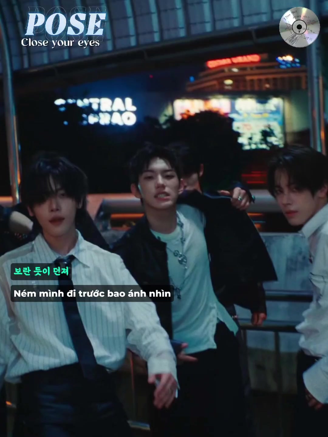 @Jihoon cười r&aacute;ch quần Sungchan