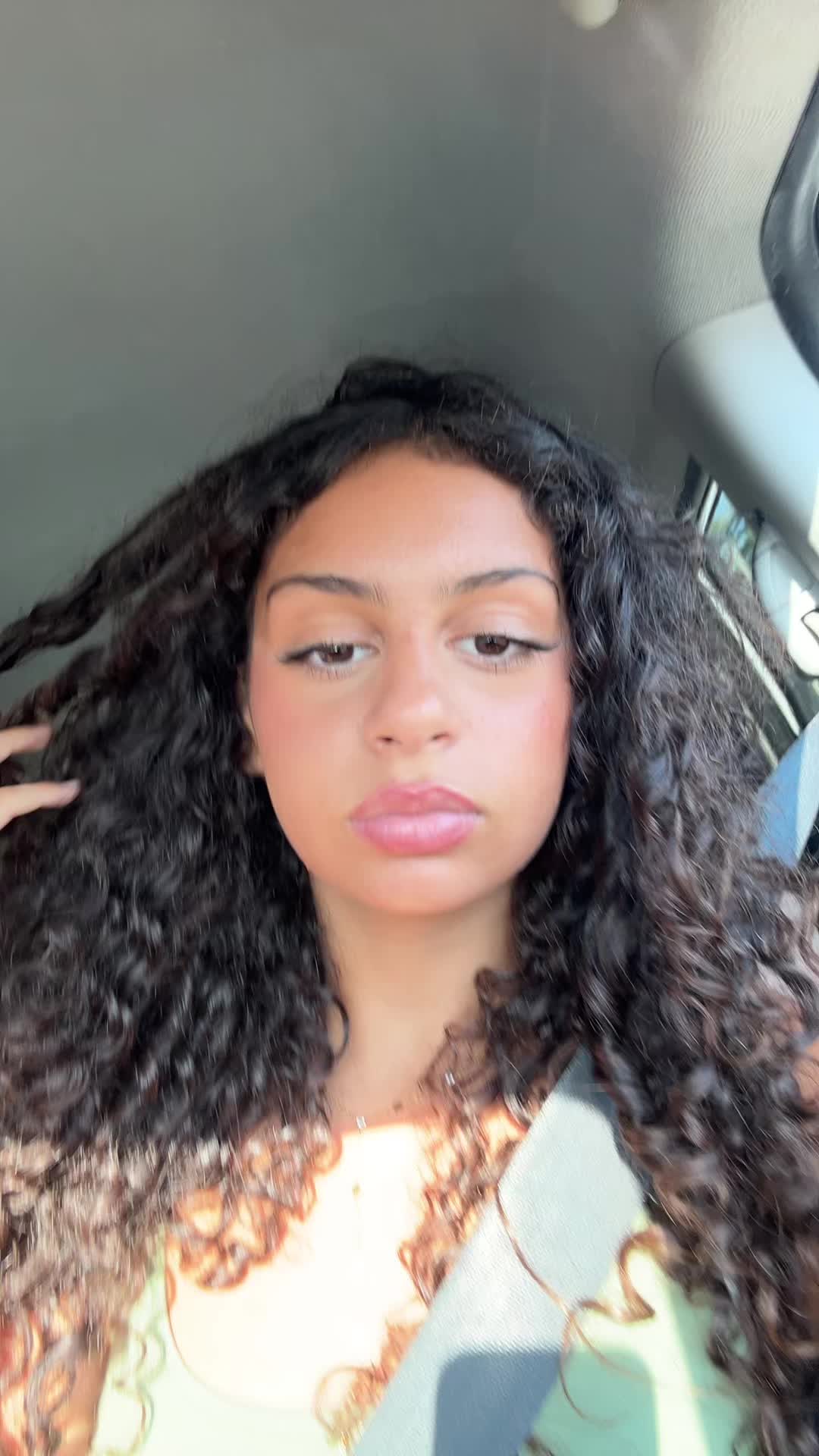 @Kely🇹🇳