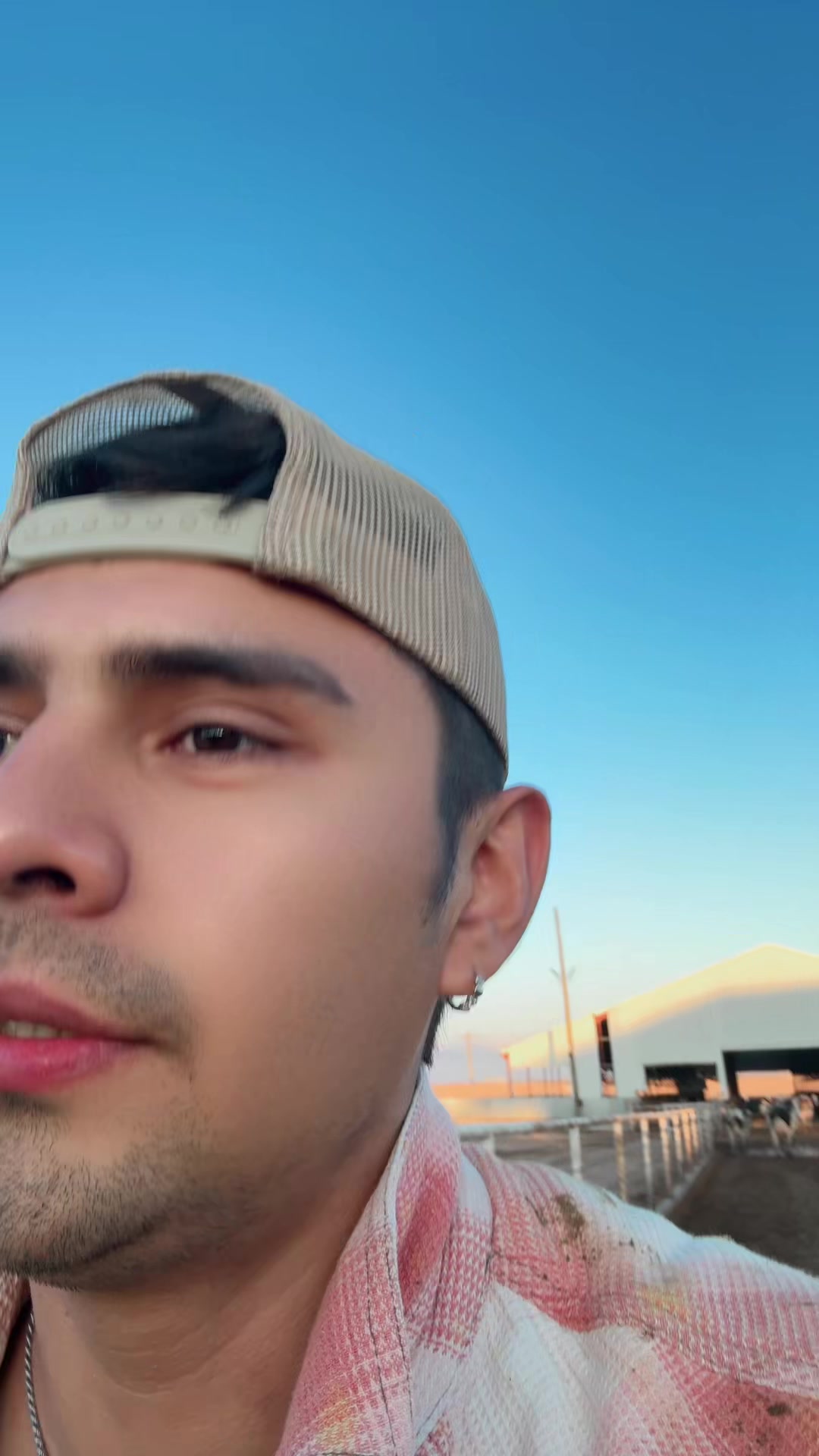 @Roberto