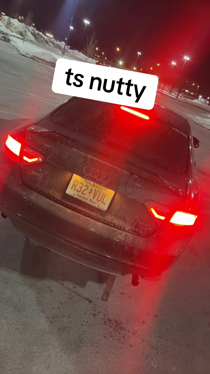 @B8 V8