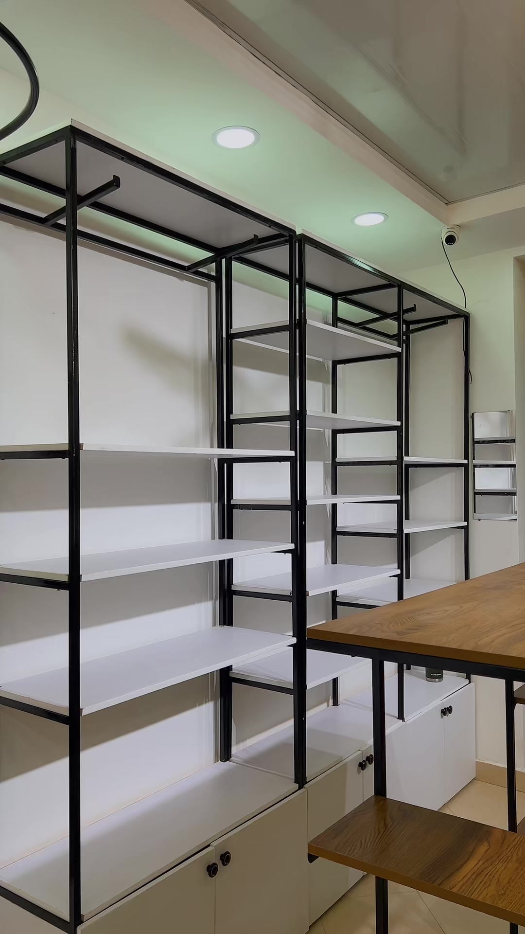@neptunefurnitureug