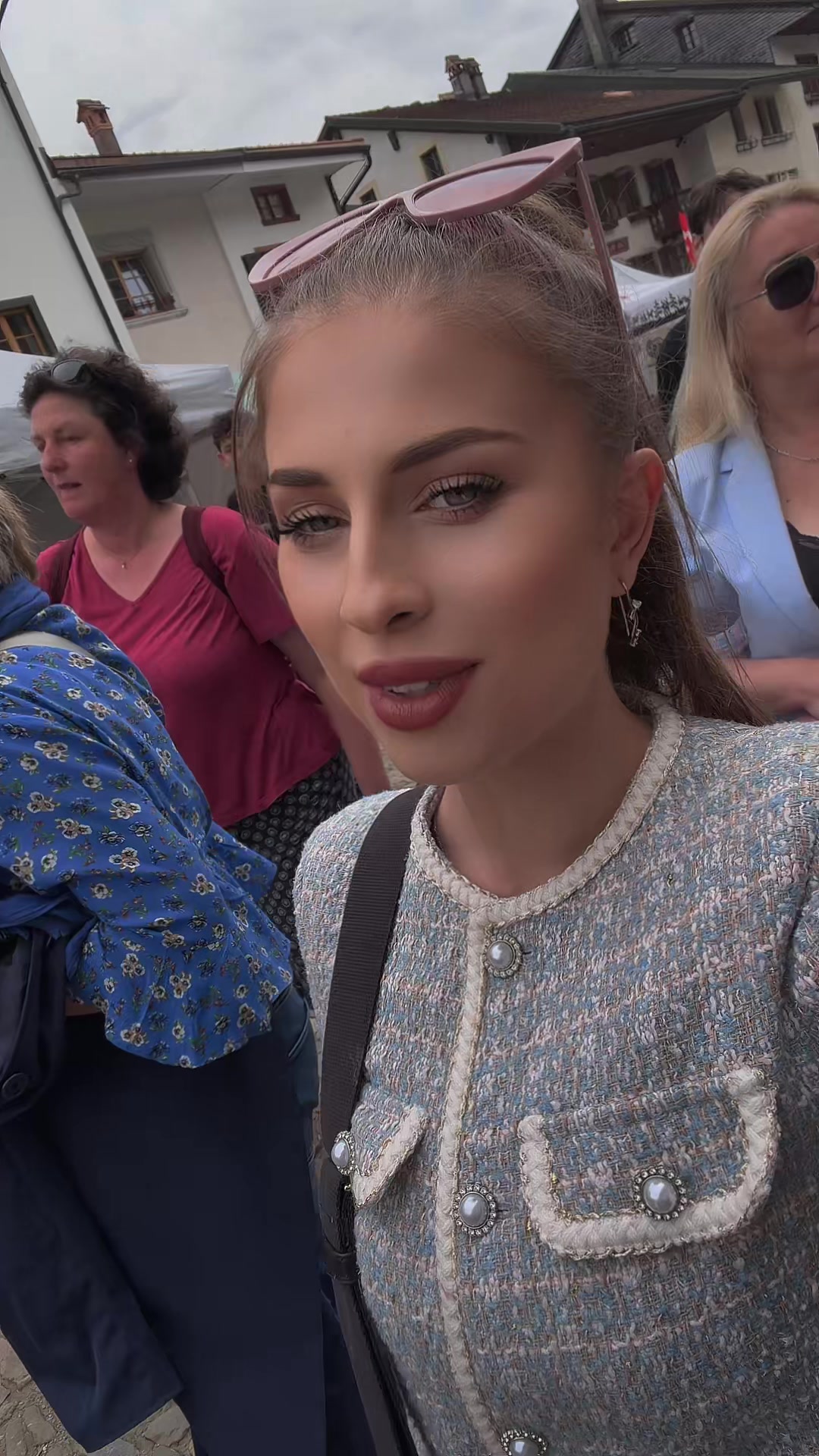@Violetta Rai
