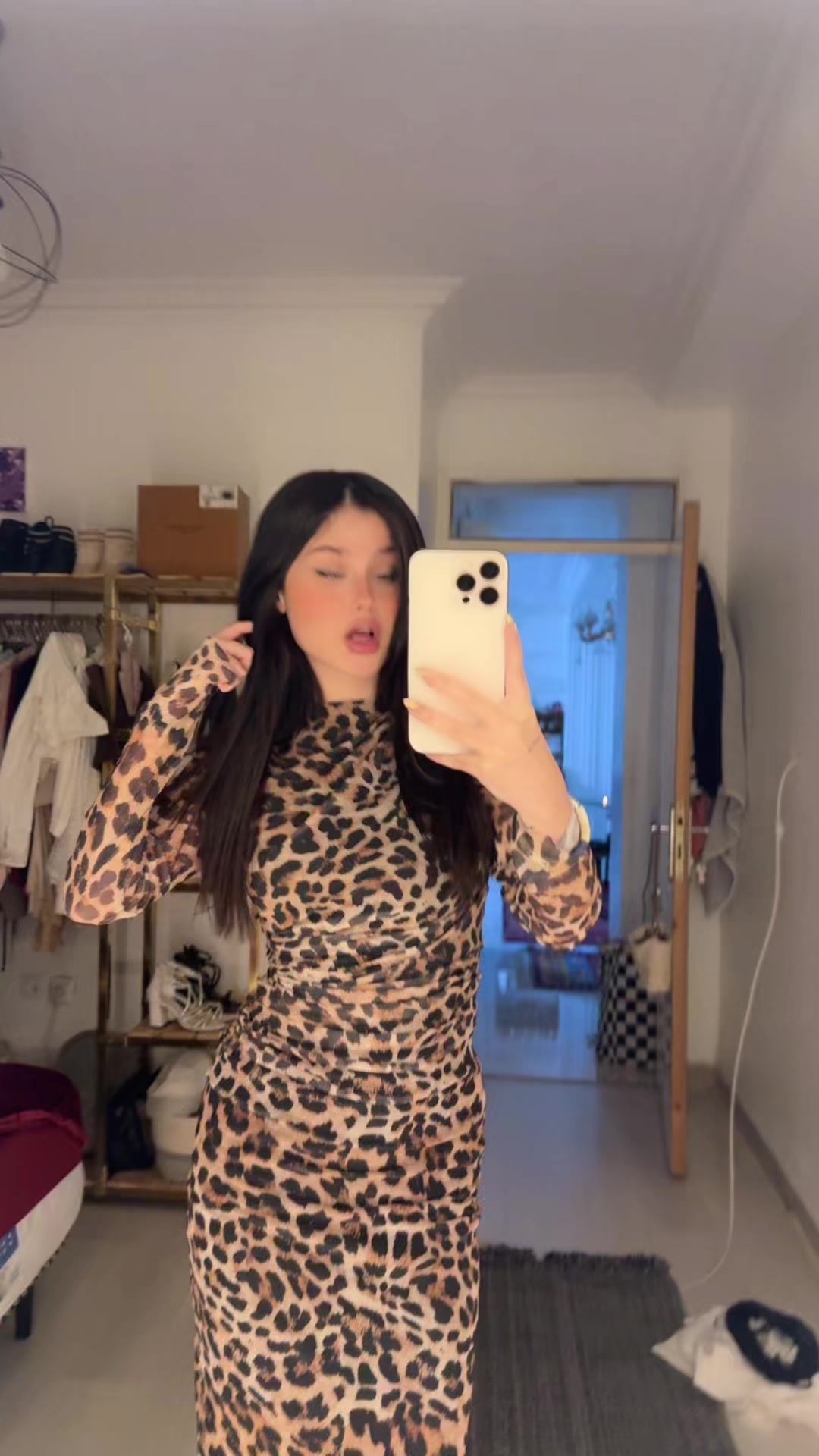 @yektahsnzdeh