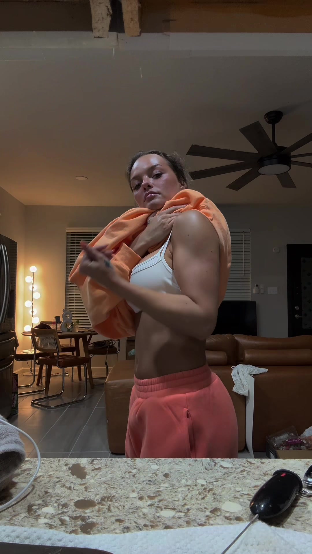 @KellyLiftz