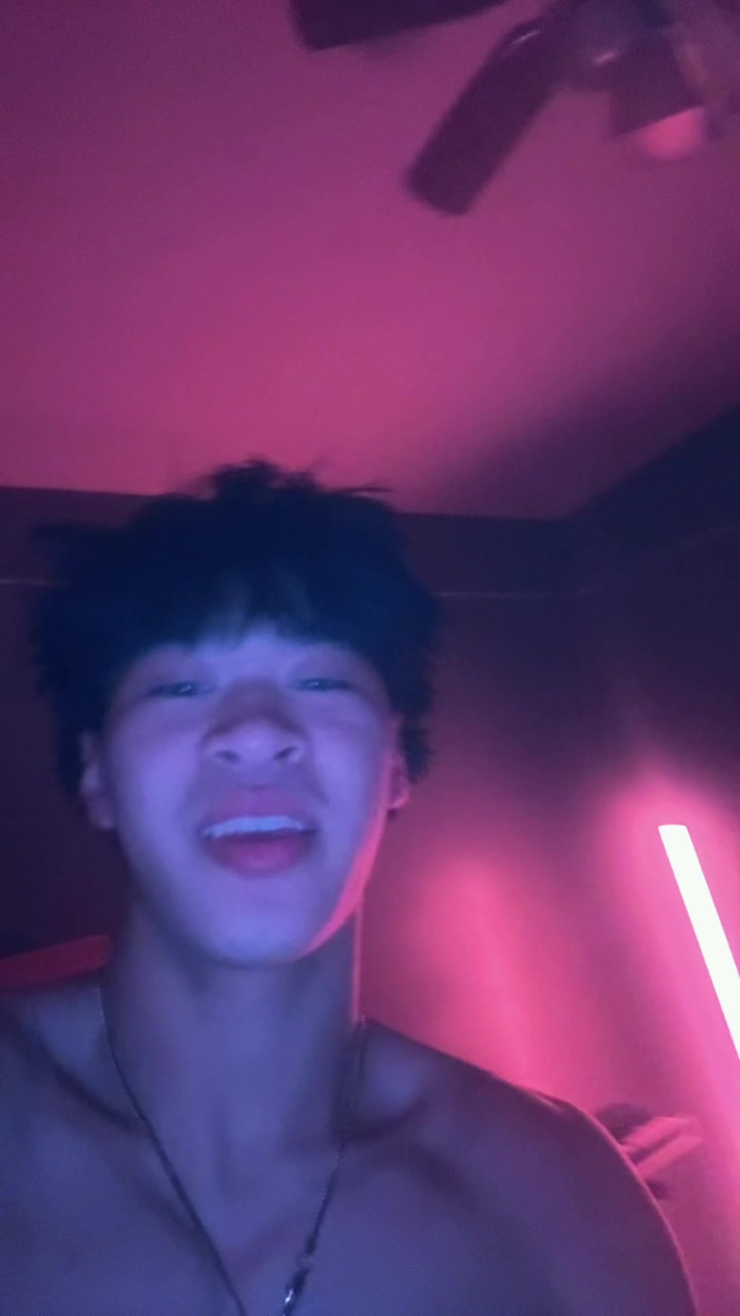 @woa