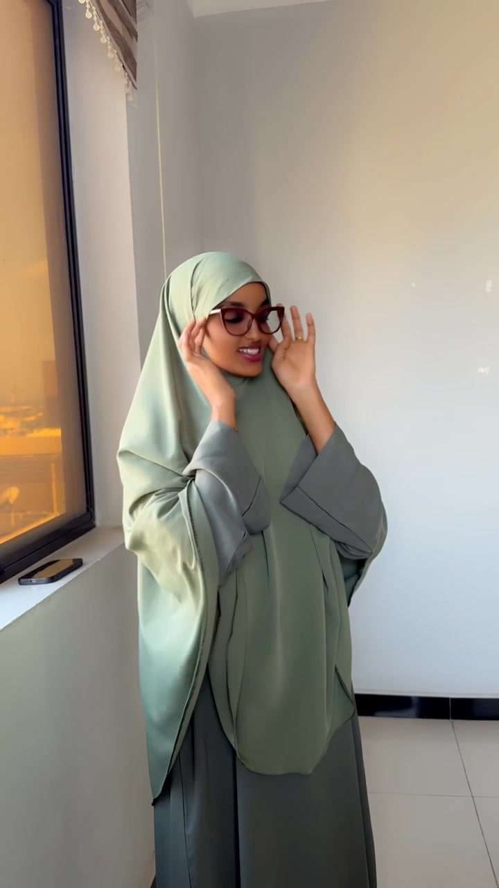 @NAIMA‘S LOUNGE🎀
