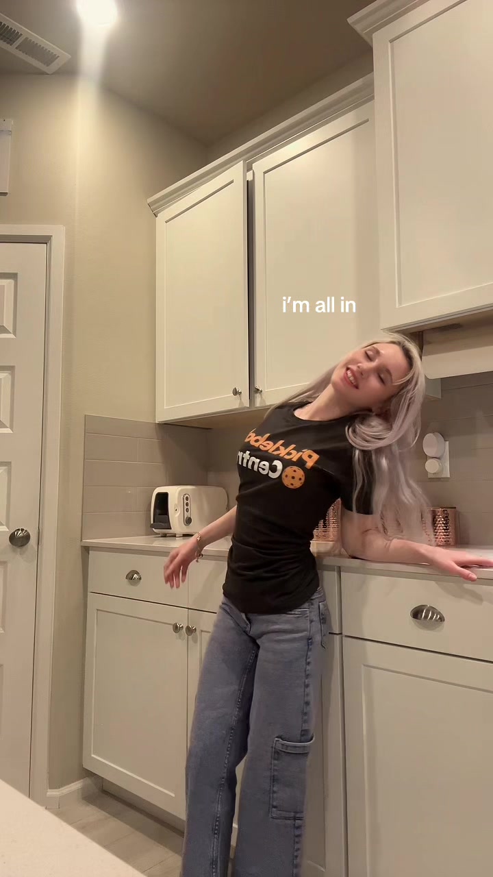 @whitehairlady