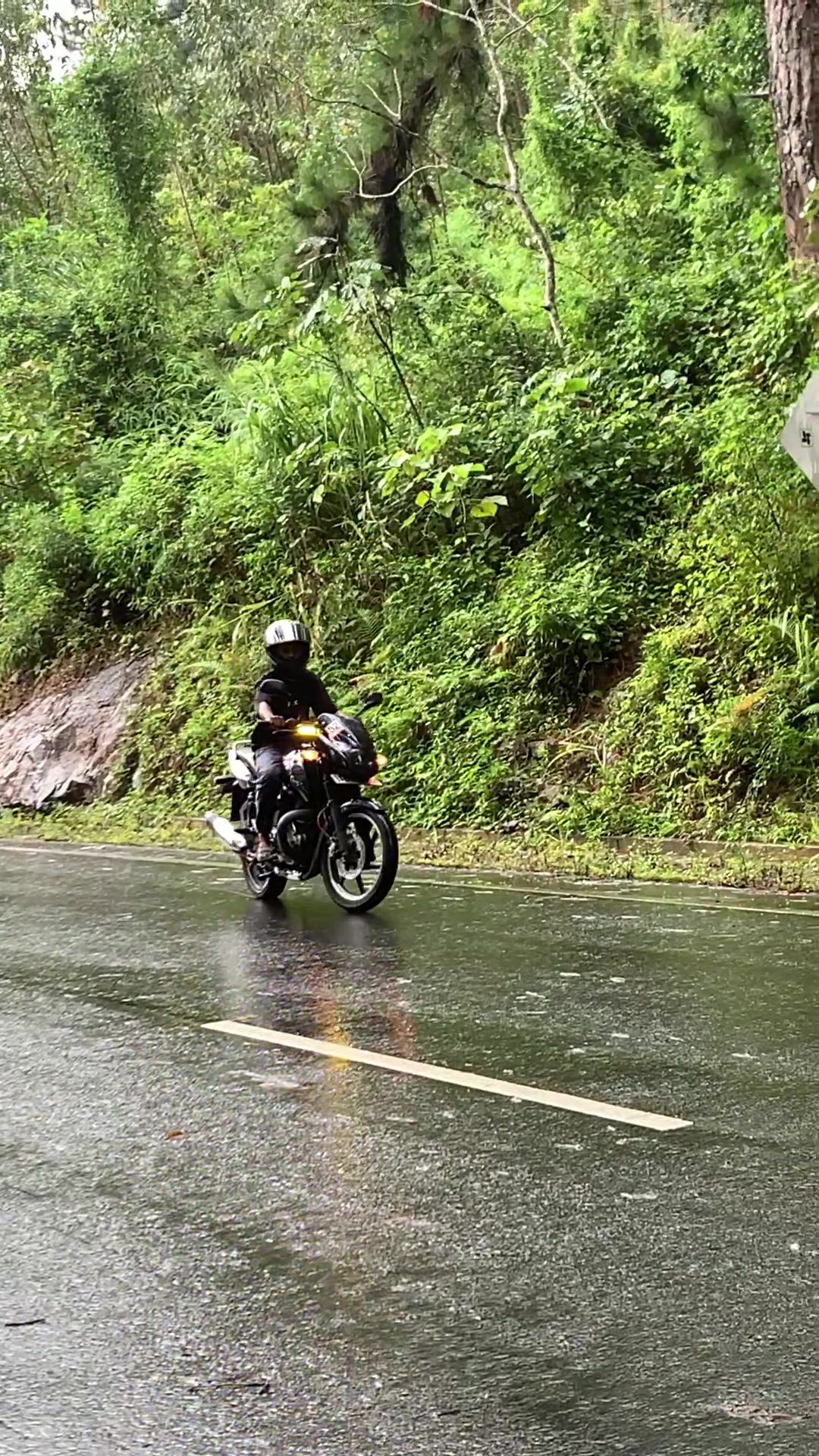 @𝑴𝑹.𝑮𝑨𝑴𝑬𝑲𝑶𝑳𝑳𝑨 සඳූනා