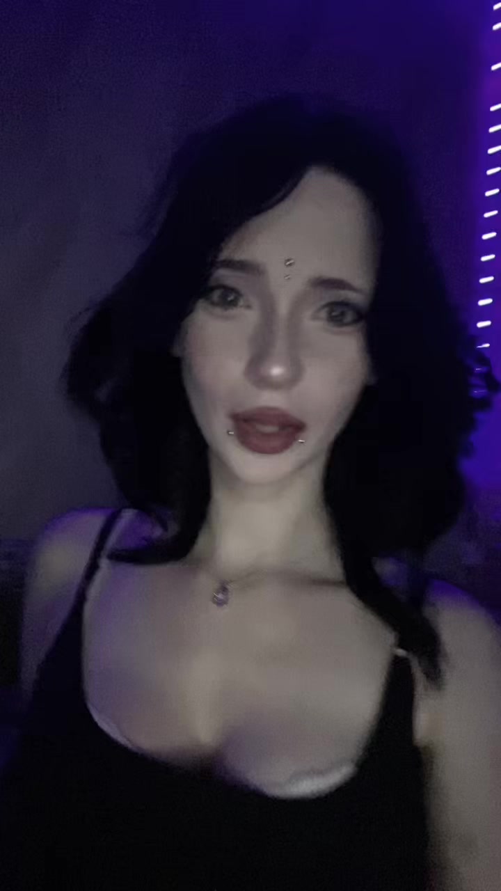 @Твич zilipopka69
