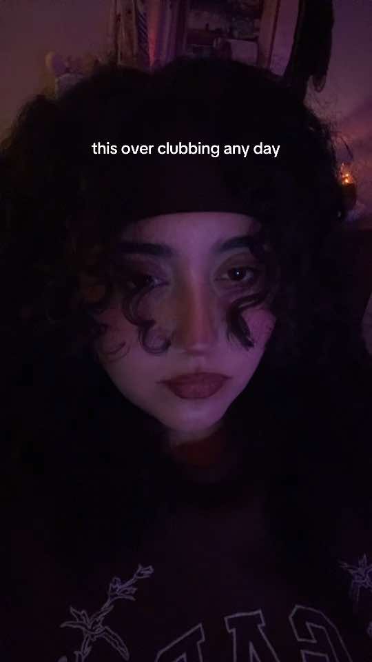@yaesthete