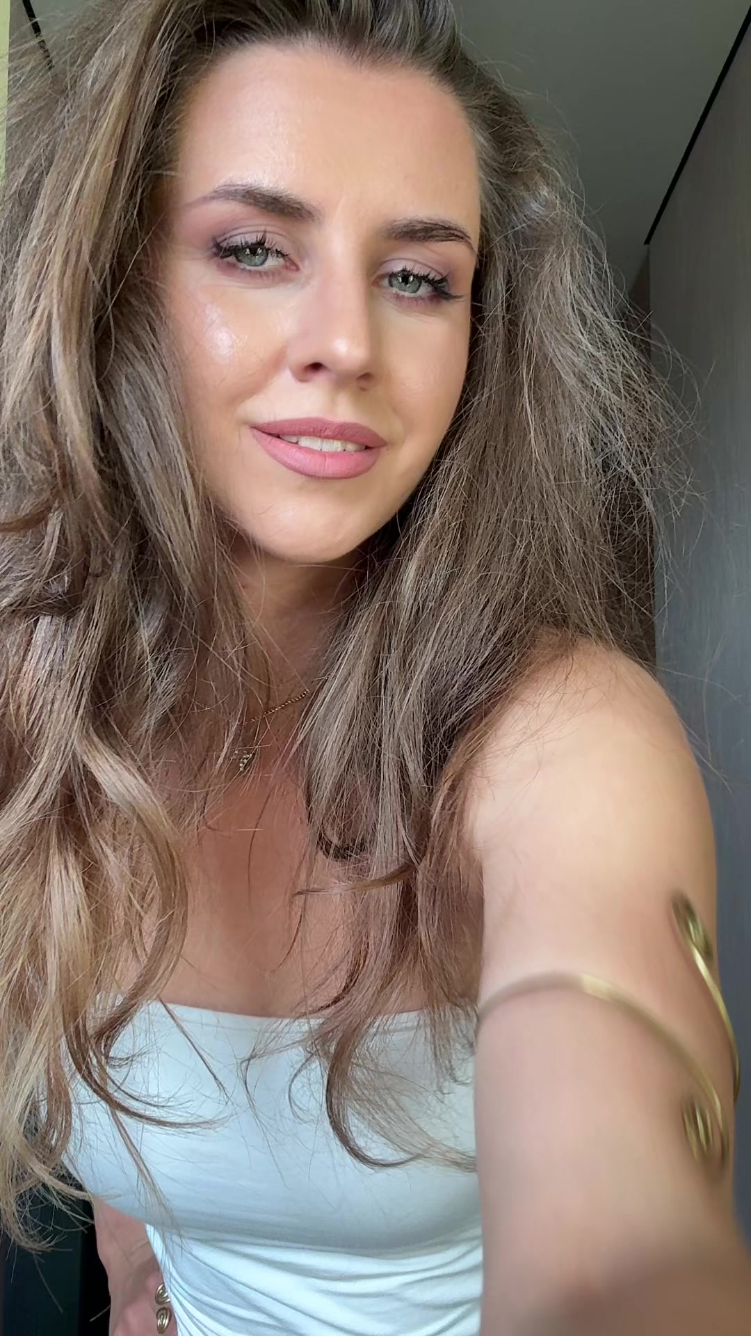@XELAKSIRI