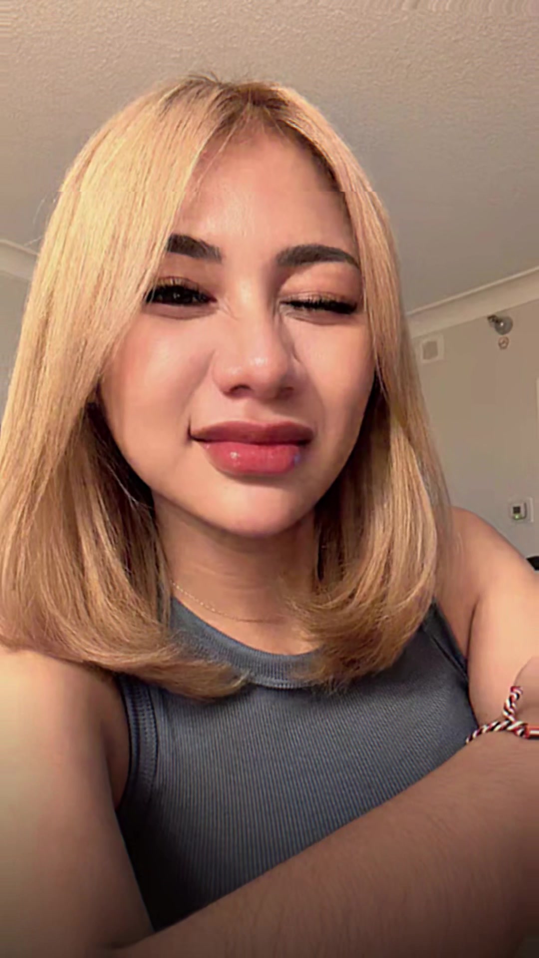@Tante Si Bibir Memble